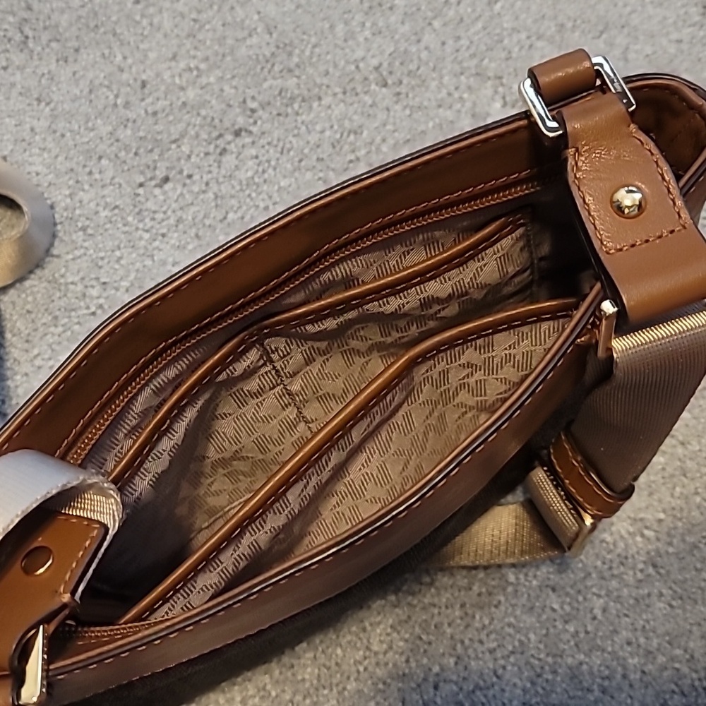 Michael Kors Authentic Crossbody - image 3